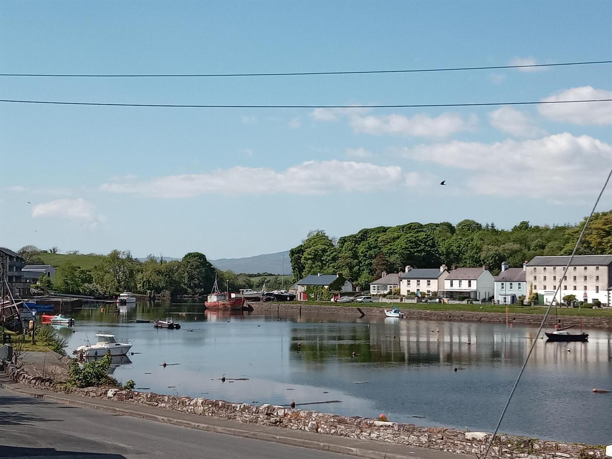 Moorings Greenway Newport  Exterior foto